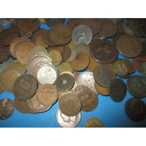 243 - A large quantity of world coins and curios, approx. 5kg in total, all circulated