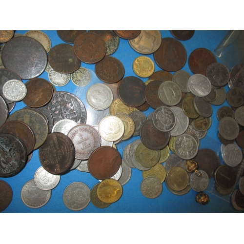 243 - A large quantity of world coins and curios, approx. 5kg in total, all circulated