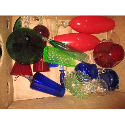 10 - A large quantity of vintage glass items, to include goblets, vases and bowls, all in used condition ... 