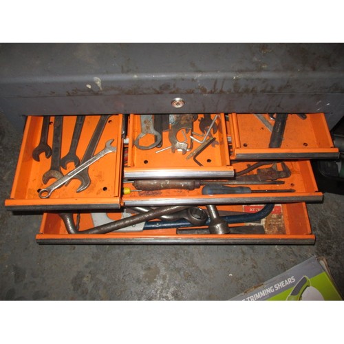 45 - A quantity of vintage tools and tool boxes, to include imperial spanners etc, all in used condition