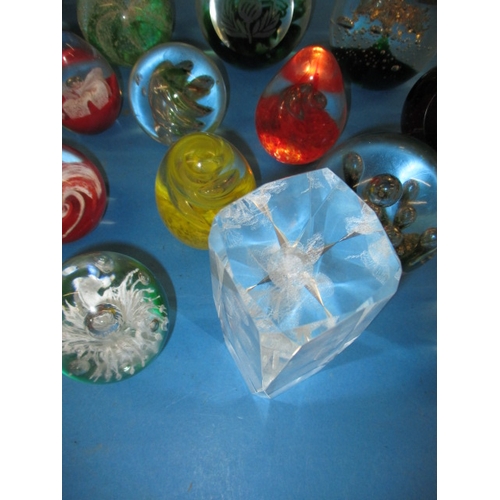 63 - A parcel of glass paperweights, all in used condition with no observed damage