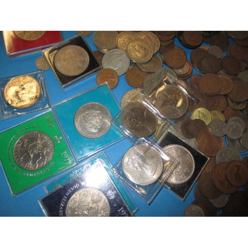 122 - A parcel of Victorian and later coins, to include some un-circulated examples