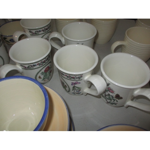 166 - A parcel of vintage tea wares and ceramics, to include examples by Portmeirion, all in used conditio... 