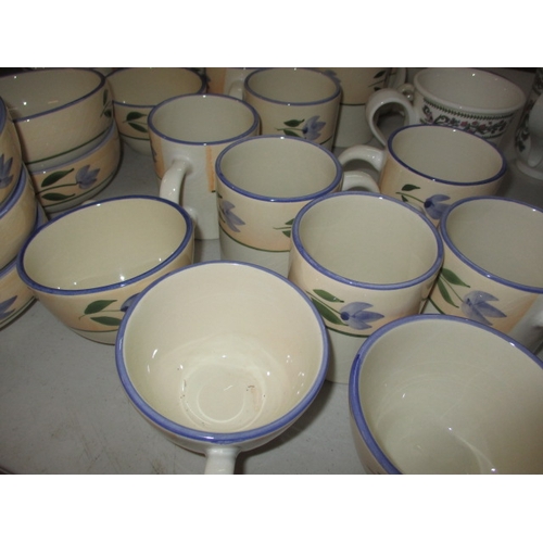 166 - A parcel of vintage tea wares and ceramics, to include examples by Portmeirion, all in used conditio... 