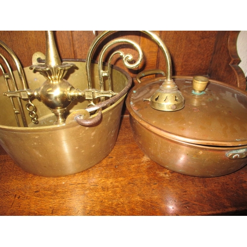 185 - A quantity of copper and brass items, to include Asian examples, all in used condition