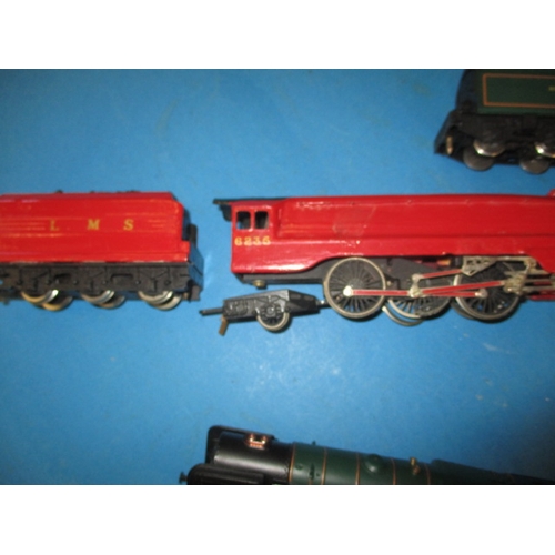 252 - 5 Vintage ‘00’ gauge model railway loco’s, all in used condition and not tested as to function