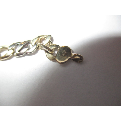 61 - A parcel of gold and yellow metal items, all with damages, approx. parcel weight 10g