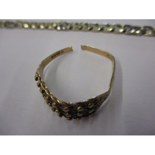 61 - A parcel of gold and yellow metal items, all with damages, approx. parcel weight 10g