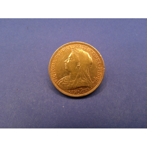 248 - A Victorian gold sovereign dated 1893, a circulated coin with very fine definition of features