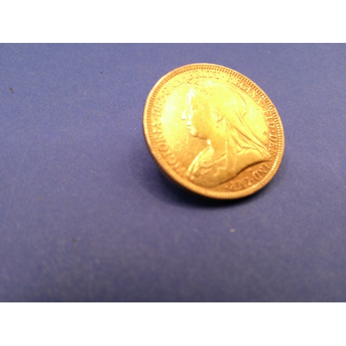 248 - A Victorian gold sovereign dated 1893, a circulated coin with very fine definition of features
