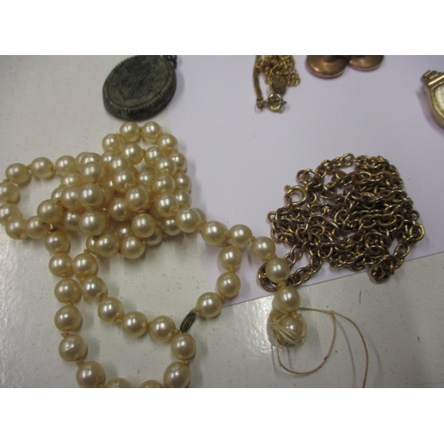 178 - A jewellery box with contents, to include  some silver items and a Victorian crown dated 1898, all i... 