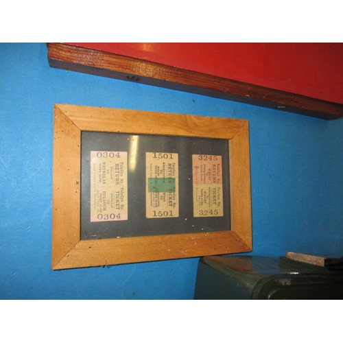 308 - A quantity of BR railwayana  to include a look out enamel arm badge and horn, all in used condition