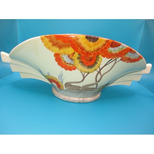 300 - A 1930s Clarice Cliff Daffodill shape 450 bowl in the Rhodanthe design, A clean unrestored example