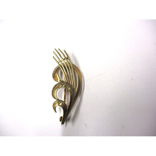 119 - A vintage 9ct yellow gold brooch, approx weight 4.7g, in good useable pre-owned condition