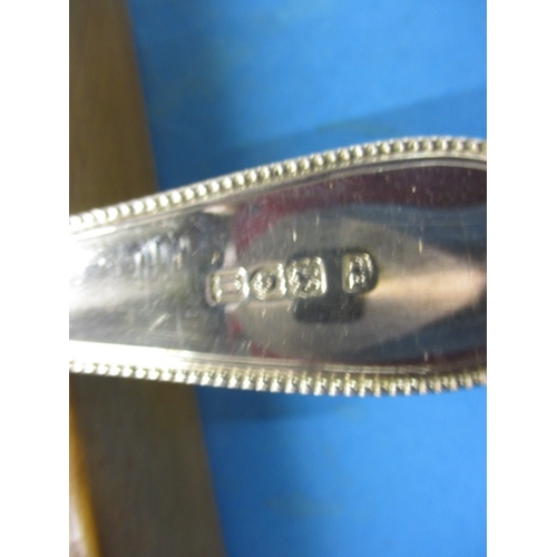 200 - A sterling silver canteen of cutlery, 12 place setting plus serving spoons and ladles etc, approx 5.... 