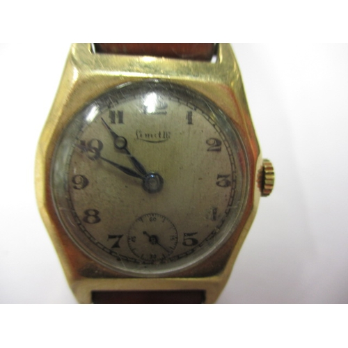 176 - A vintage 9ct gold cased gents wrist watch, in current working order with use related marks