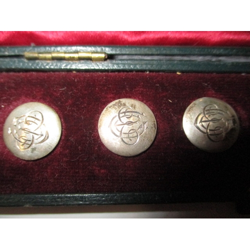 194 - A boxed set of 6 sterling silver buttons, Chester hallmarks, all in used condition