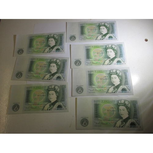 A quantity of bank of England one pound notes, with 4 and 3 consecutive ...