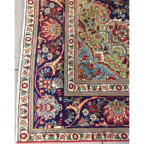 14 - Extra Large Size Superb Quality Persian Tabriz Eastern Rug

Width - 260cm
Length - 340cm