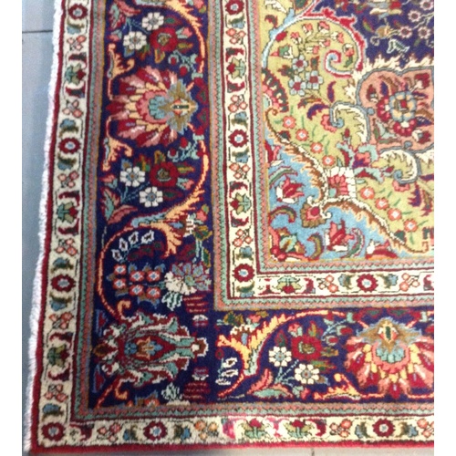 14 - Extra Large Size Superb Quality Persian Tabriz Eastern Rug

Width - 260cm
Length - 340cm