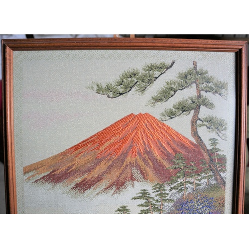 23 - Framed & Glazed Japanese Scene 1900's Embroidery Picture on silk