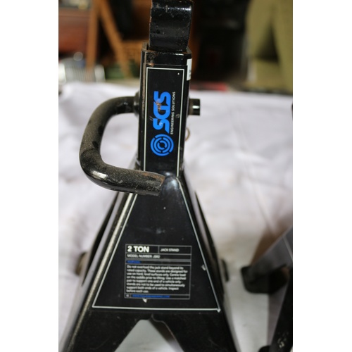 61 - Pair of SGS 2 Ton Jack Stands