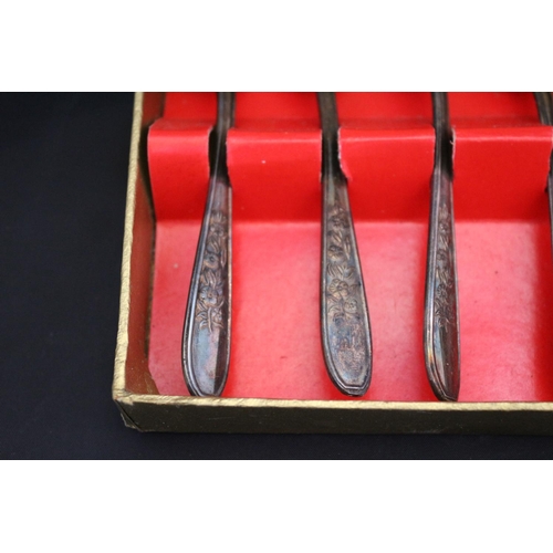 5 - R.L. Cozens & Sons Jewellers Box Containing a Collection of 6 EPNS Vintage Teaspoons