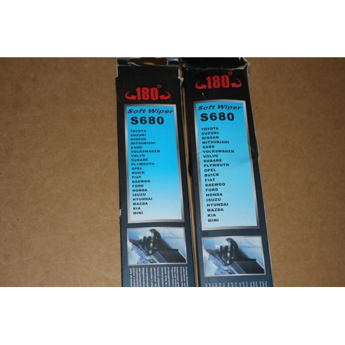 17 - 2 x Aero-Tech Wiper Blades (Different Sizes) New