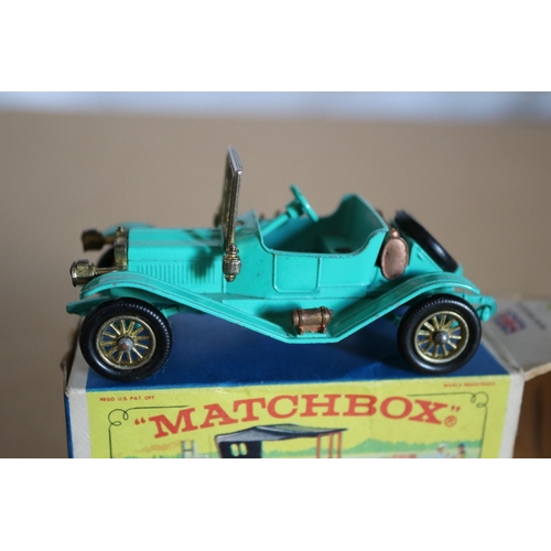 21 - Boxed Matchbox Y-14 Maxwell Roadster 1911