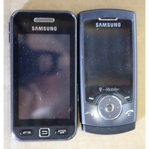 75 - 2 Samsung Mobile Phones, (un-tested) and a Pair of Boxed Cufflinks