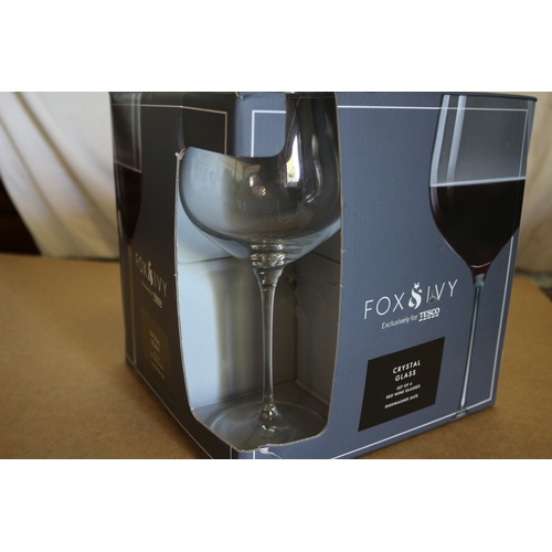 91 - Box Set of 4 Large Wine Glasses