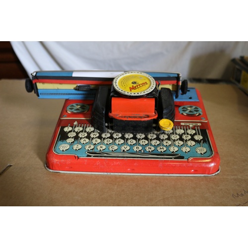 106 - The Mettype Junior Typewriter Tin Toy - All Working