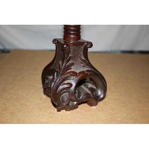 132 - Georgian Judges Wig Stand in Mahogany - Highly Decorated