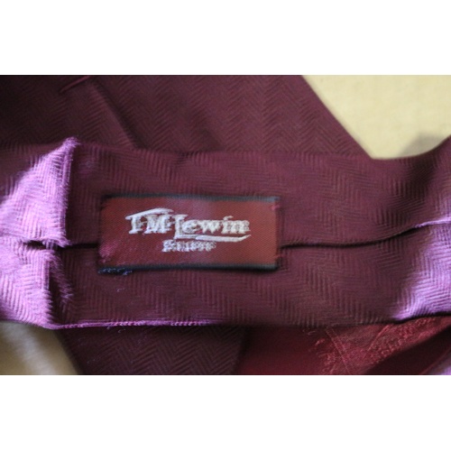 143 - Collection of Like New and New 9 Quality Ties from Well Known Outlets