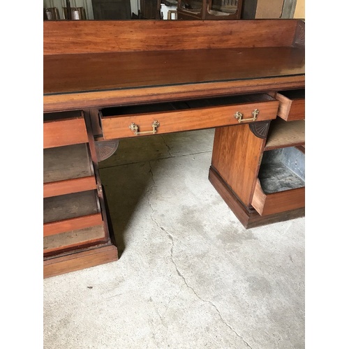 243 - Antique Pedestal Sideboard

Here is a very beautiful pedestal Sideboard.

Believed to be Mahogany it... 