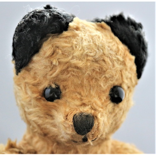 194 - Very Old / Vintage Small Teddy Bear - Movable Arms & Legs - Glass Eyes 6 inches tall when seated