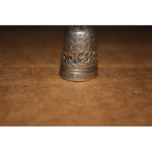 39 - Vintage Silver Coloured Metal Thimble