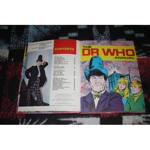 135 - Very Rare The Dr Who Annual 1968