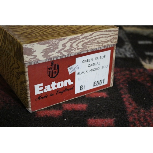 157 - Pair of Vintage Eaton Shoes from Eaton in Original Box - Size 8.5