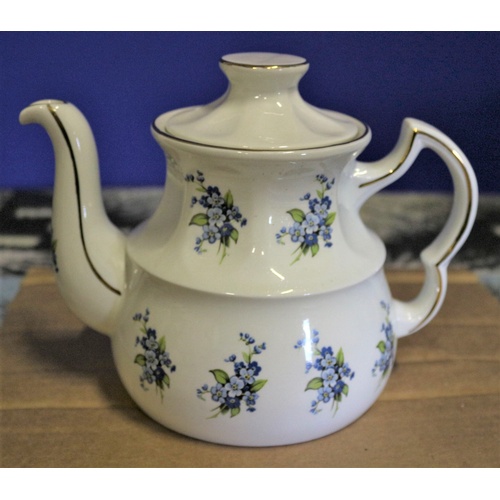 426 - Ellgreave Teapot