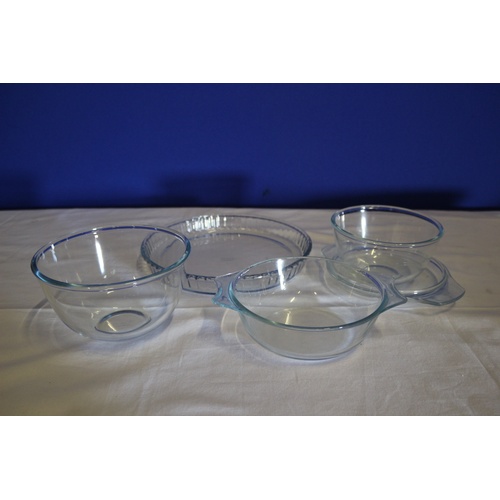 4 - Collection of Pyrex Dishes