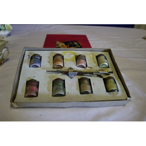 58 - Vintage Timpo Boxed Painting Set