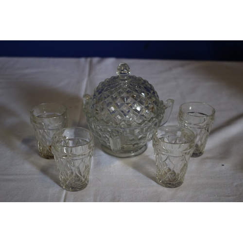 116 - Vintage Decorative Glass Dome Top Conserve/Jam Pot and 4 Shot Glasses, (one has a small chip)