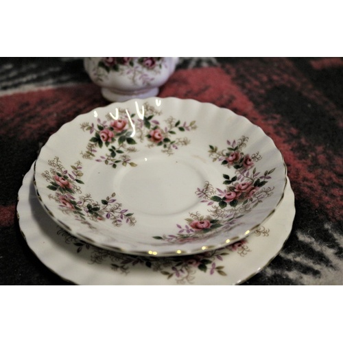 299 - Vintage Royal Albert Fine Bone China Lavender Rose Tea Set, 22 Pieces (Complete Set ). This set incl... 