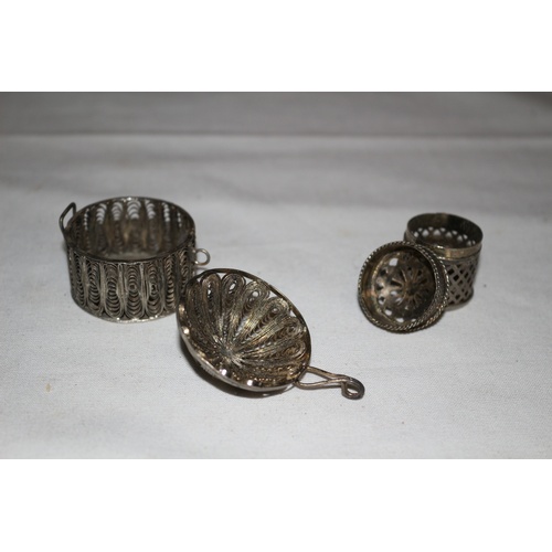 69 - 2 x Curios. One is a Small Container with Lid the other has a Small Concaved Section which Fits into... 