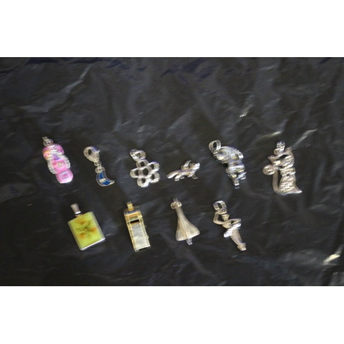 195 - A Mixed Collection of 10 Modern Charms and Pendants