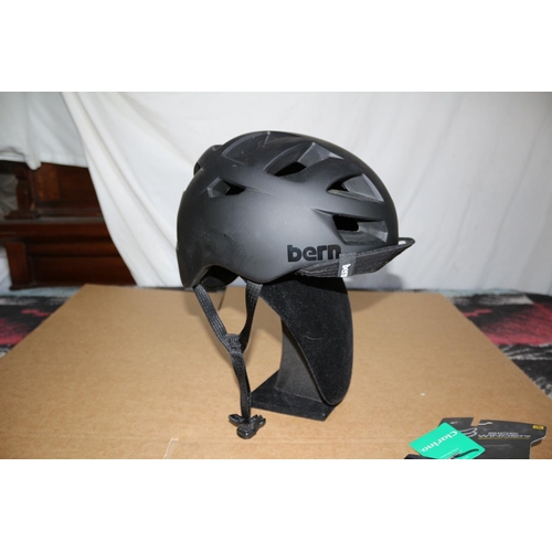 482 - Bern Allston Unisex Safety Helmet with Full Vision Flip Visor - XXL - XXXL - Looks Never Used With B... 