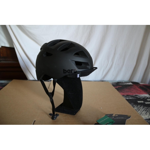 482 - Bern Allston Unisex Safety Helmet with Full Vision Flip Visor - XXL - XXXL - Looks Never Used With B... 