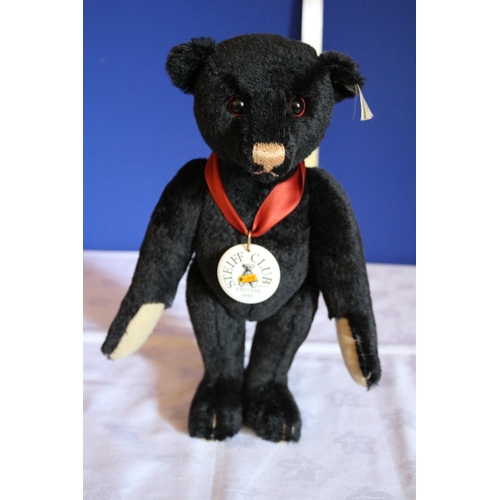116 - Steiff Club Black Growler Bear 1999