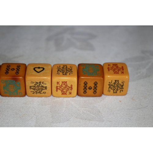 18 - Vintage Set of Jack Dice